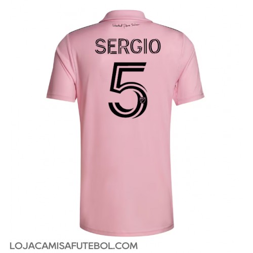 Camisa de Futebol Inter Miami Sergio Busquets #5 Equipamento Principal 2023-24 Manga Curta